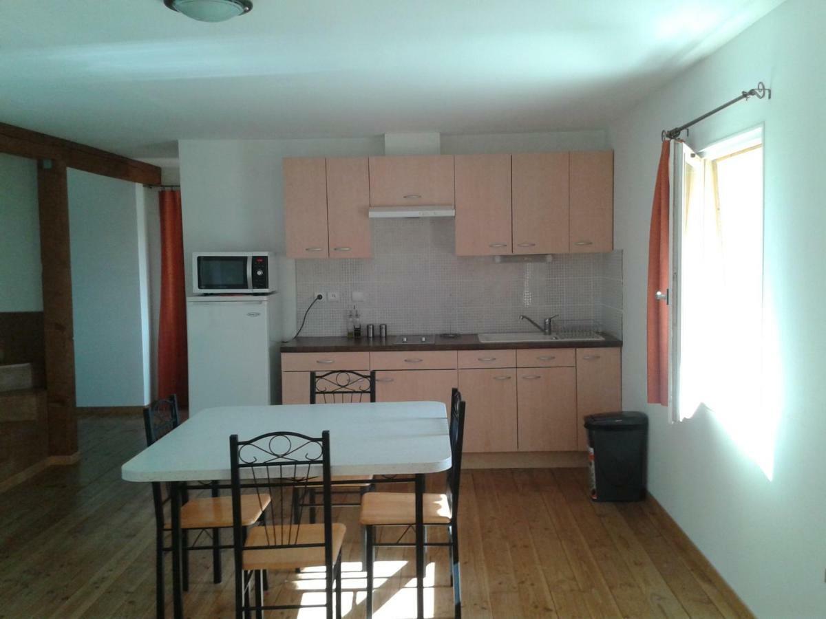 Apartmán Le Bon Air Est Dans Le Pre Champagnac  Exteriér fotografie